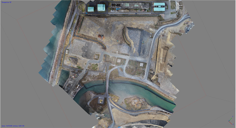 ポリゴンメッシュデータに写真データを貼り付け、テクラスチャー3D 地形図の作成。